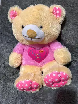 Boneka beruang besar seperti baru
