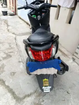 Dijual cepat motor n max 2018, pakaian pribadi cek sampai puas