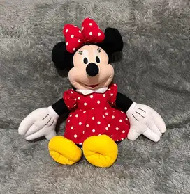 Boneka minnie mouse seperti baru
