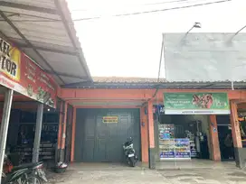DISEWAKAN TOKO (Lokasi Strategis)