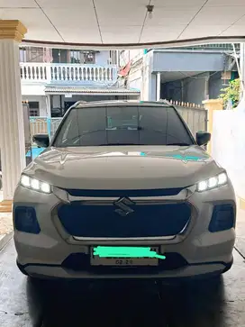 Suzuki Grand Vitara GX 2 Tone