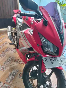 Honda CBR 150 K45A 2015