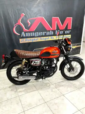 Kawasaki W175 Cafe series Reg 2022 orange cakep