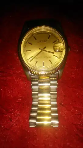 Mido Commander Swiss Made