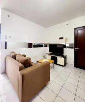 Disewakan Apartemen The 18th Rasuna 2BR Lantai Rendah Furnished.