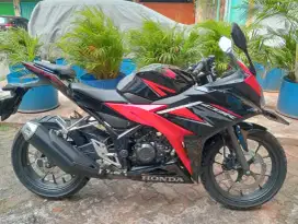 Promo DP 500Rb Honda CBR 150 R Tahun 2019