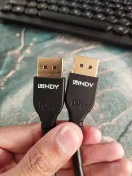 Kabel DisplayPort 1.4 LINDY 0.5m Slim DP 1.4 Certified 8K 32.4Gbps HDR