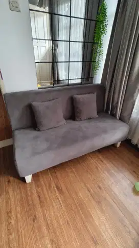 Sofa retro Ace hardware
