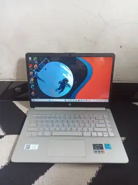 Laptop HP 14s dq2614TU Intel Core i3 Gen11 8GB RAM 512GB SSD