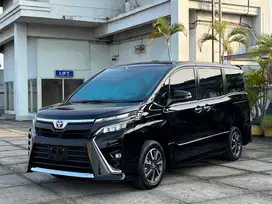KM LOW 60 RIBU RECORD! TOYOTA VOXY 2.0 SUNROOF NIK 2021 / 2022