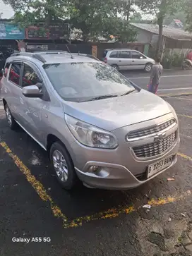 Chevrolet Spin 2013 Bensin
