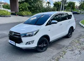 TOYOTA KIJANG INNOVA 2.0 VENTURER BENSIN MATIC 2019