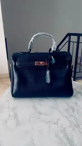 BRAND NEW TAS KULIT ASLI TRENDY