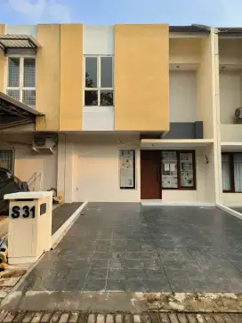 Disewakan Rumah Di Premier Park 2 Modernland