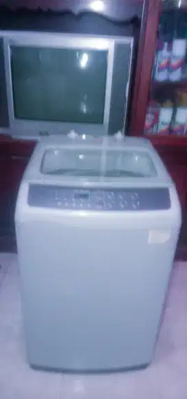 Mesin cuci Samsung di manual kapasitas 7kg.