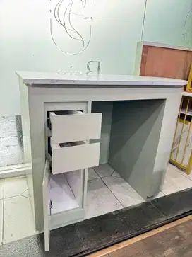 DIJUAL MURAH MEJA KASIR SALON KONDISI BAGUS