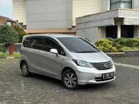 Honda Freed 1.5 SD AT 2010