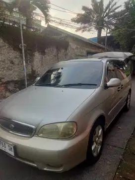Kia Carnival 2000 Bensin