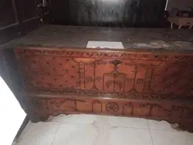 Kotak Kayu Jati Ukir Antik