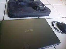 Laptop Asus X441SA n3060 bekas mulus + SSD 500gb ORI