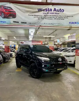 KM 86rb Toyota Fortuner VRZ TRD 2.4 AT Diesel 2017 Like New 2018