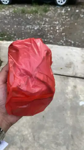 Dicari karyawati untuk masak dan melayani