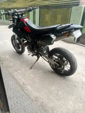 Kawasaki d tracker 250 cc THN 2011