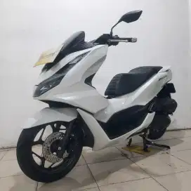 Honda PCX 160 CBS Tahun 2024 KM LOW