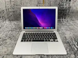 MacBook Air 13 Inch 2015 Core i5 8/128Gb Like New