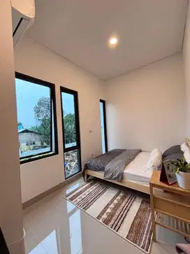Dijual Rumah 2 Lantai Selangkah ke Tol Kukusan
