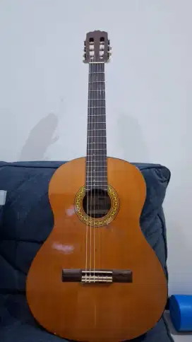 Dijual cepat gitar yamaha ori