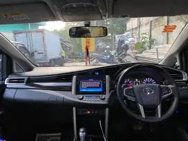 TOYOTA INNOVA VENTURER 2019 HITAM