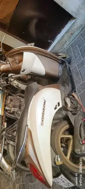 Scoopy 2010 SS lengkap