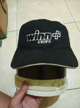 Topi Golf Winn Grips