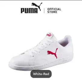 PUMA Sepatu Smash Leather Sneakers