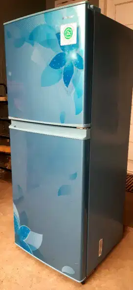 KULKAS SHARP 2 PINTU