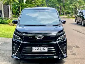 Toyota Voxy 2.0 AT 2017 DP 10JT! LOW KM!!