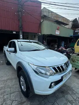 Mitsubishi triton GLS 2019 double cabin 4wd asli jakarta mulus !!