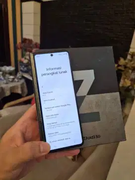 Samsung Z Fold 3 5G 12/256 Ex SEIN
