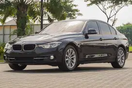 Dark Knight! BMW 320i Sport Facelift LCI 2017 Black c200 520i x1 x3
