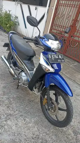Honda Supra X 125 F1 cw tahun 2006 ( km 25000 ).