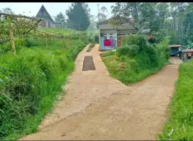 Jual tanah masuk mobil udah ada kolam ikan udah Ada saung