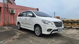 TDP Rendah Toyota Kijang Innova 2.0 G Luxury Bensin-AT 2014 Putih