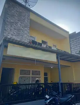 Pusat Kota‼️Rumah Kost Aktif Kedungdoro Surabaya
