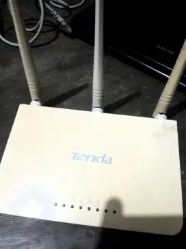 Router tenda f3 normal