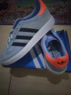 Sepatu adidas original type GANZALLE(pembelian 499.)