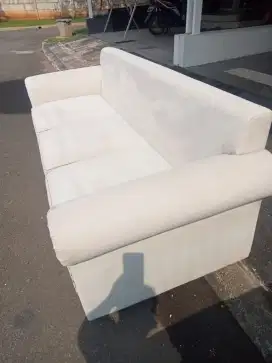 Layanan jasa cuci kasur, sofa, karpet, kursi perkantoran dan vinyl