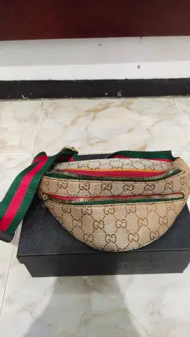 Waist bag Gucccii