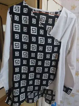 Jual baju bekas serba 10 ribu