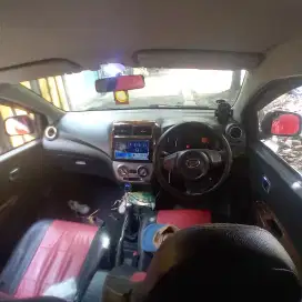 Mobil ayla x elgant 2016 dijual karena jarang dipakai